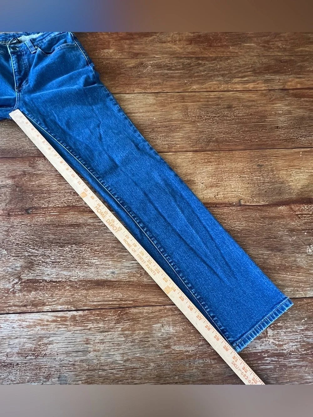 L.L. Bean 1912 Standard Fit Straight Leg Dark Wash Blue Jeans 30x32